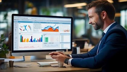 其次，在功能方面，悟空进销存也是相当全面