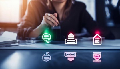 最后，我还想提一点关于客户服务方面的事情