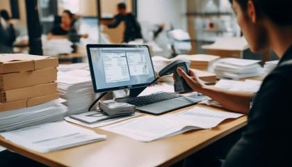 设置完基本信息之后，就该录入你的产品数据