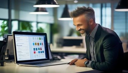 再说了，价格方面也很亲民。相比那些动不动