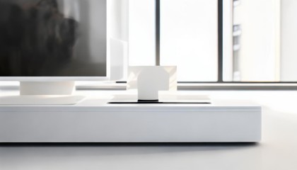 比如它的界面设计就非常简洁，没有那种复杂