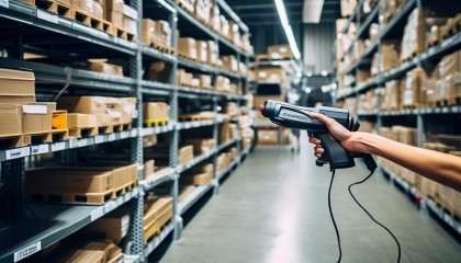 还有就是它的出入库管理，真的很细致。每一