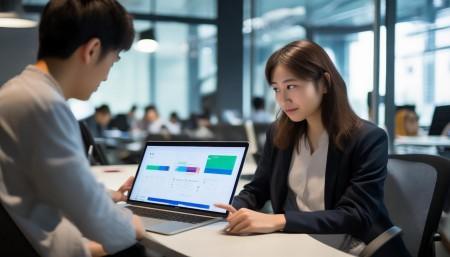 后来有个朋友推荐我试试“悟空进销存”，一