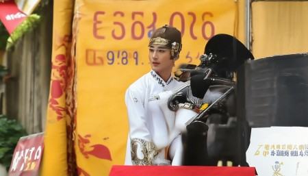 当然可以！以下是一篇以人类说话的口吻语气