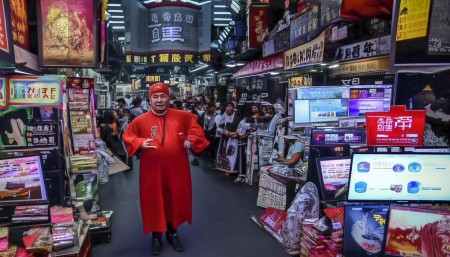不过话说回来，市场上类似的软件也不少，比
