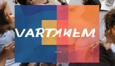 What are CRM Color Themes?